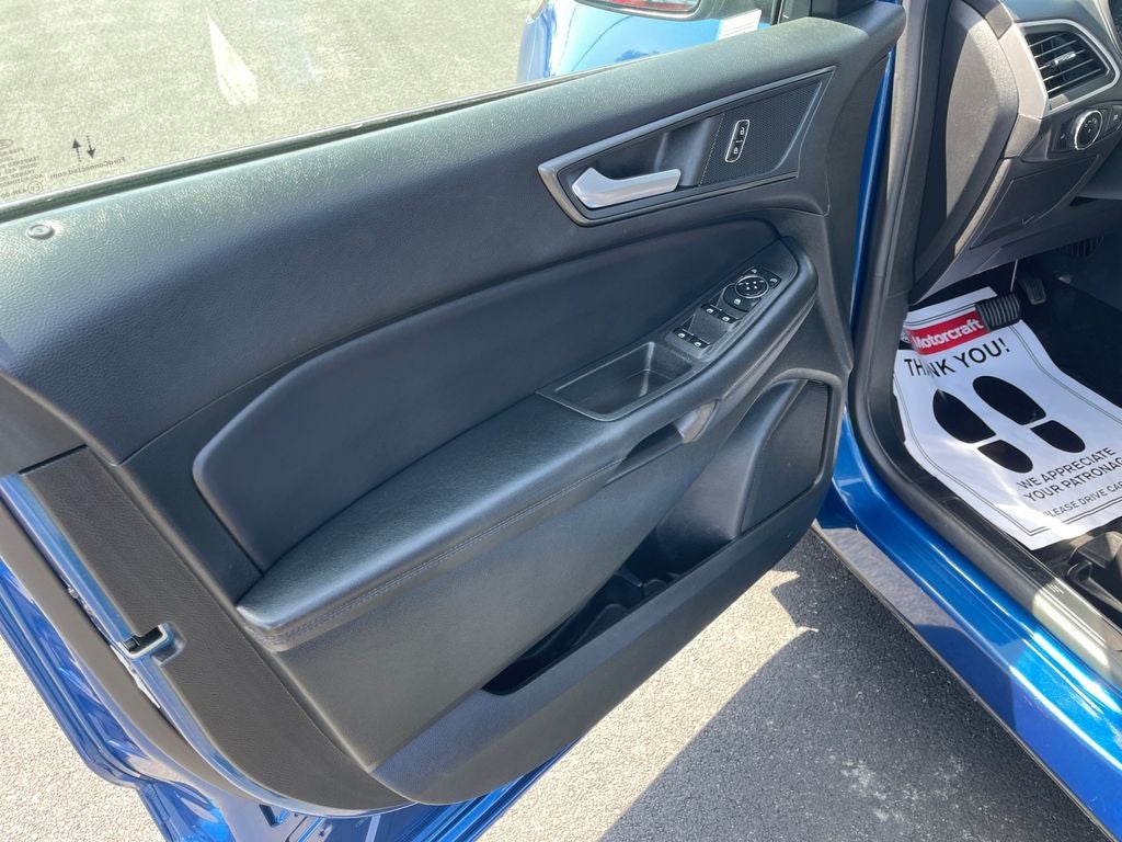 2023 Ford Edge SE