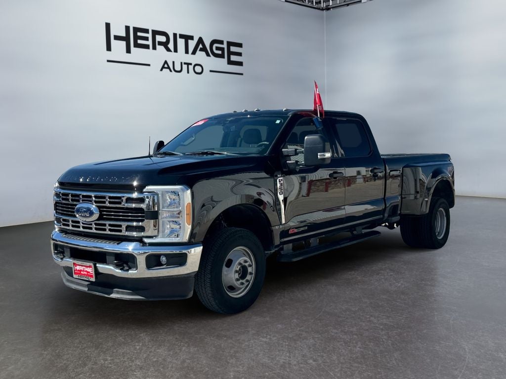 2023 Ford Super Duty F-350 DRW XL